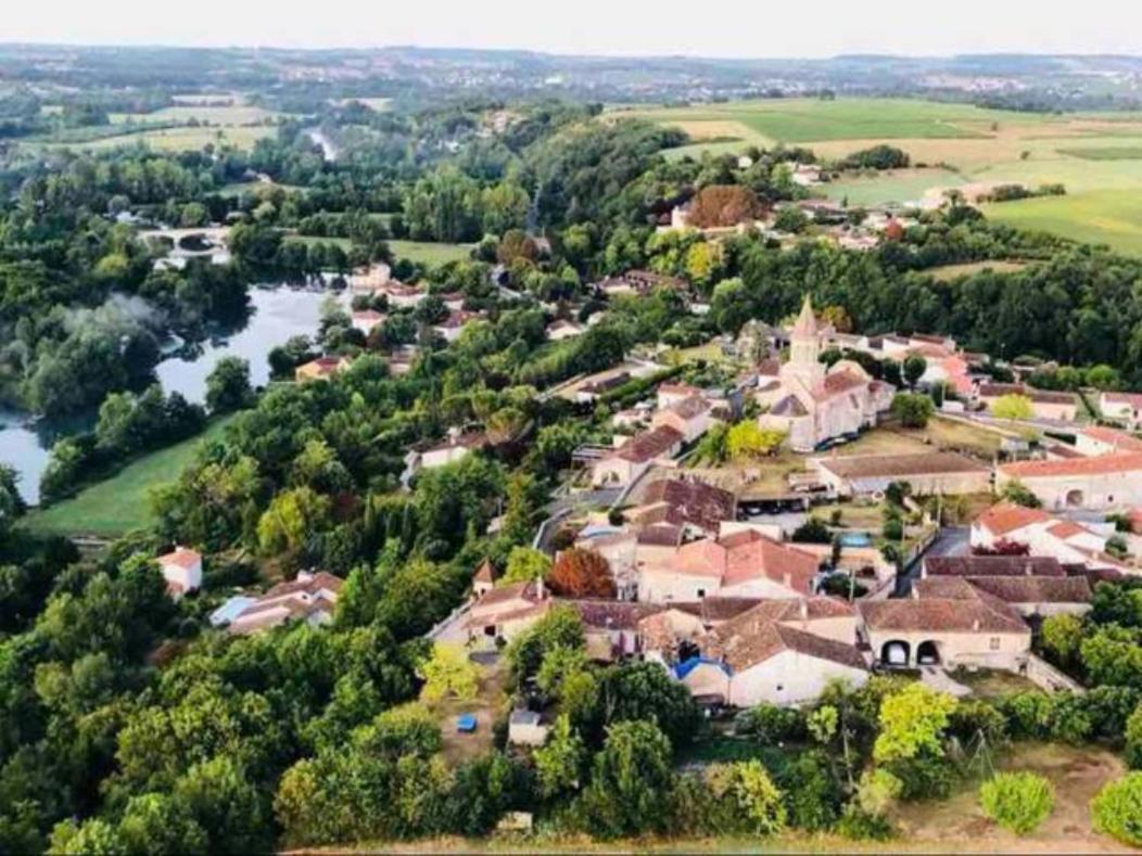 فيلا Ile De Malvy Saint-Simeux المظهر الخارجي الصورة